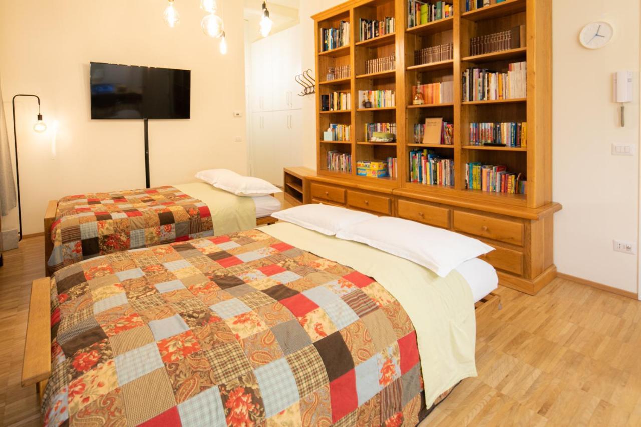 La Casa Colorata - Flats In Milan - Bocconi Lejlighed Eksteriør billede