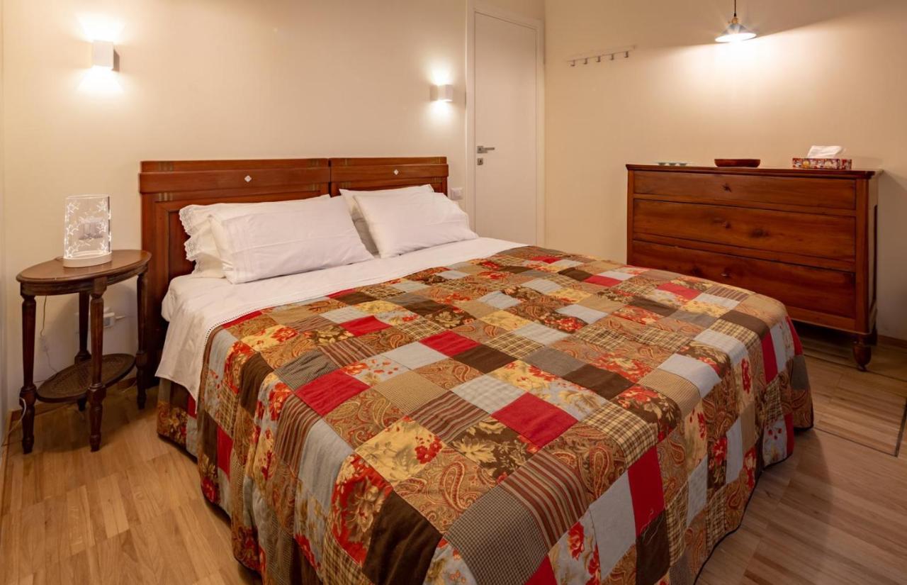 La Casa Colorata - Flats In Milan - Bocconi Lejlighed Eksteriør billede