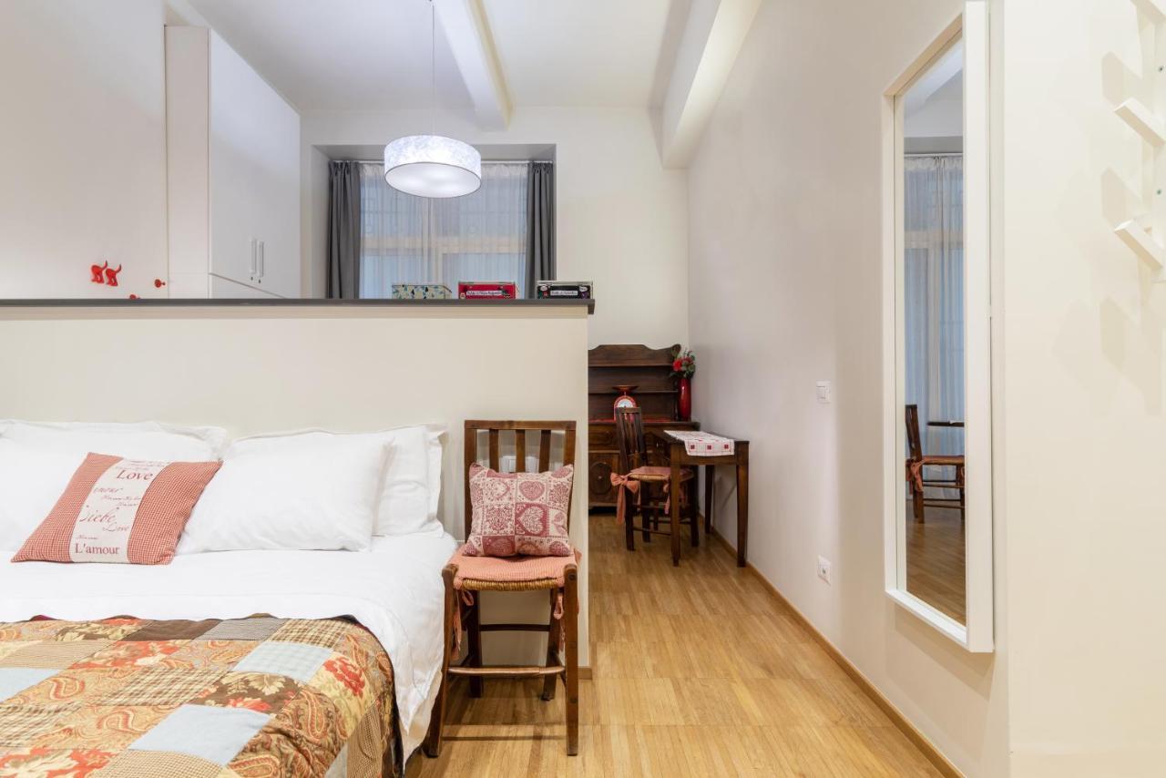 La Casa Colorata - Flats In Milan - Bocconi Lejlighed Eksteriør billede