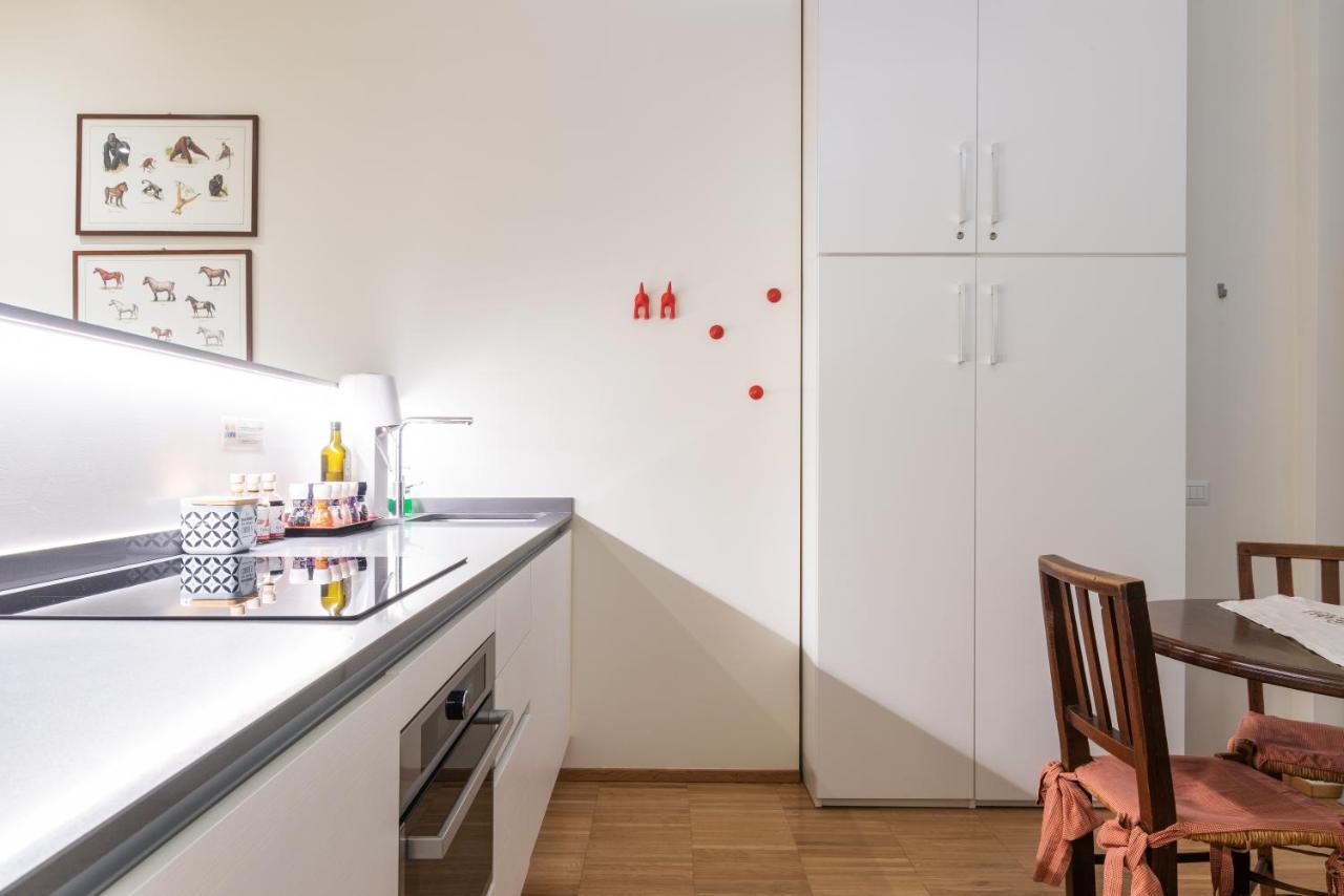 La Casa Colorata - Flats In Milan - Bocconi Lejlighed Eksteriør billede