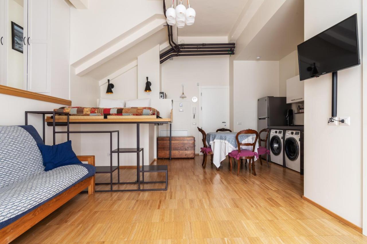 La Casa Colorata - Flats In Milan - Bocconi Lejlighed Eksteriør billede
