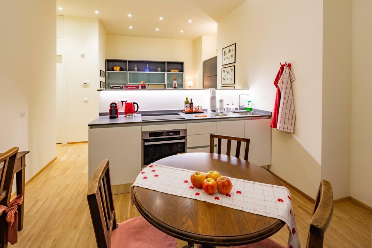 La Casa Colorata - Flats In Milan - Bocconi Lejlighed Eksteriør billede